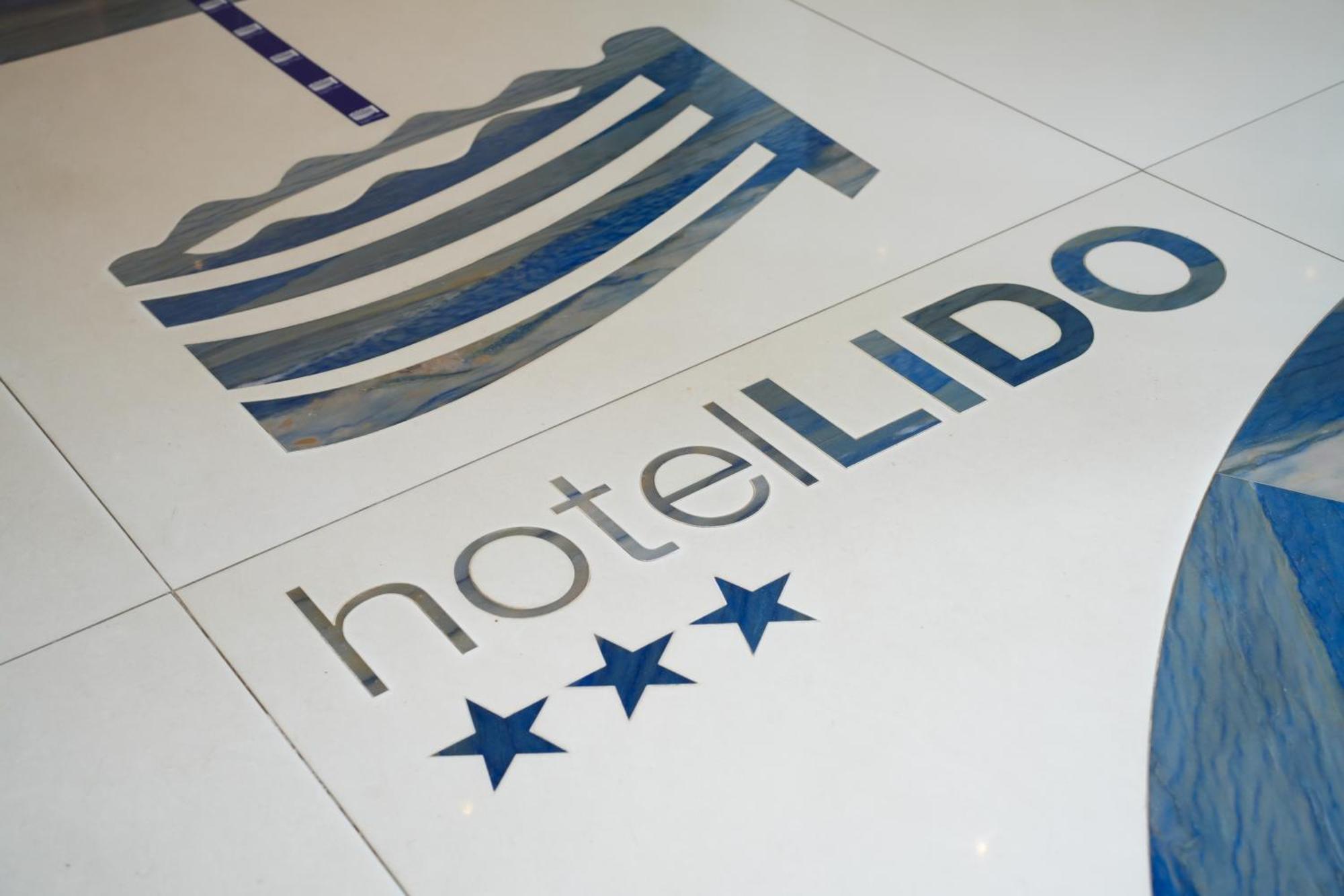 Hotel Lido อัลบา อาดริอาติกา ภายนอก รูปภาพ