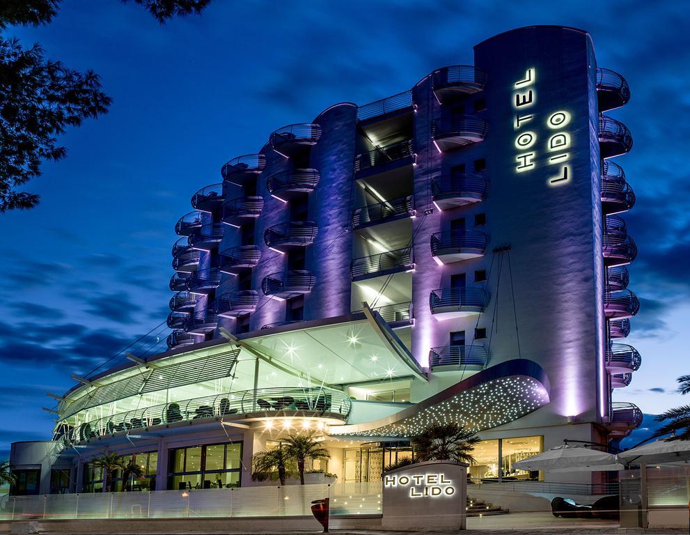 Hotel Lido อัลบา อาดริอาติกา ภายนอก รูปภาพ